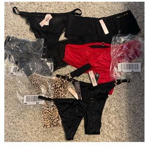 7 Victoria’s Secret panties